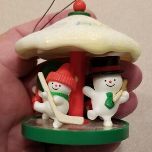 Hallmark snowman carousel ornament vintage 1982 with box